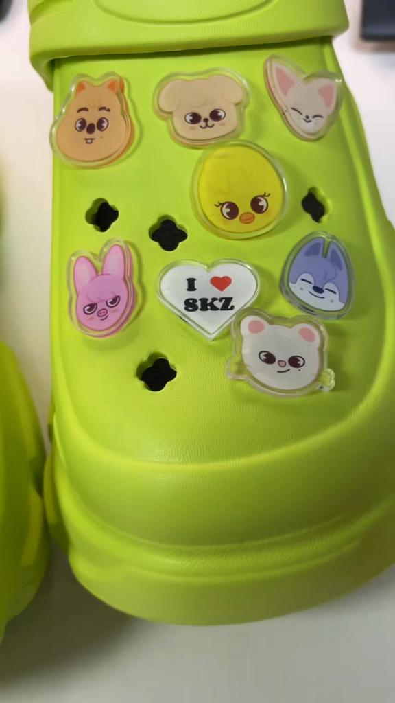 Stray Kids Accesorii Crocs, 17 buc