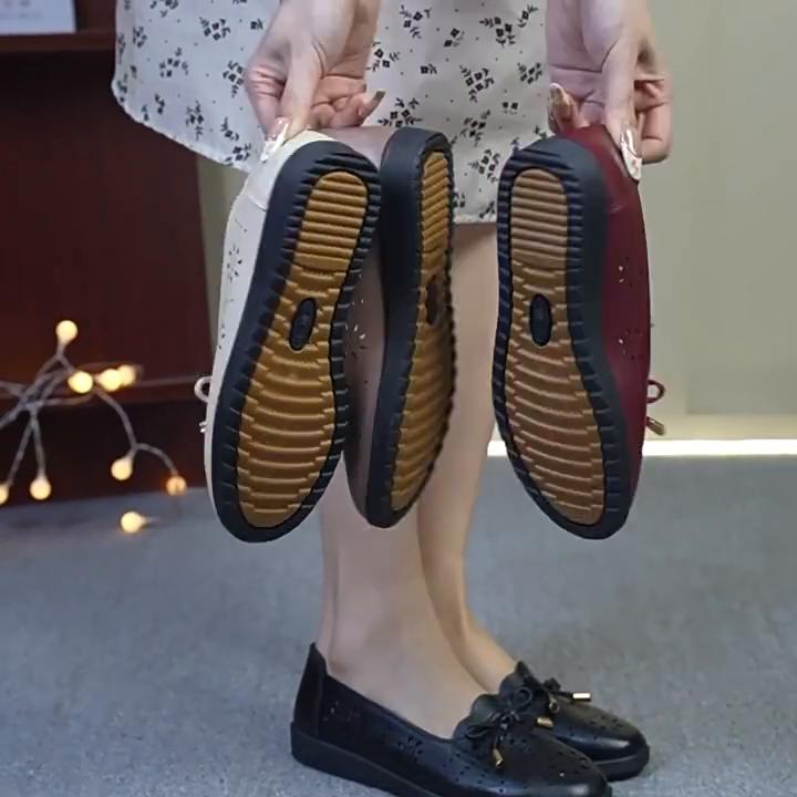 Middle-aged and Elderly Women's Spring and Summer Sandals Comfortable Soft Sole Hollow Out Bowknot Shoes Non-slip Granny's Flat Slip On Shoes