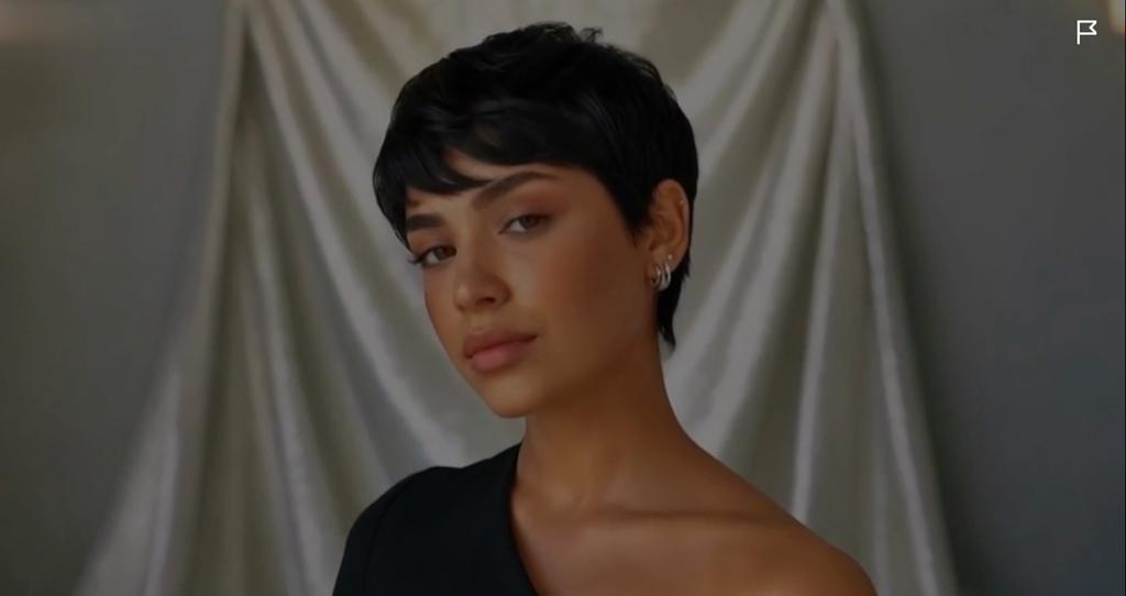 Parrucche Pixie Cut Sintetiche Corte Bionde Taglio Pixie con Frangia Parrucca Senza Colla Stratificata Parrucche Ondulate per Donne