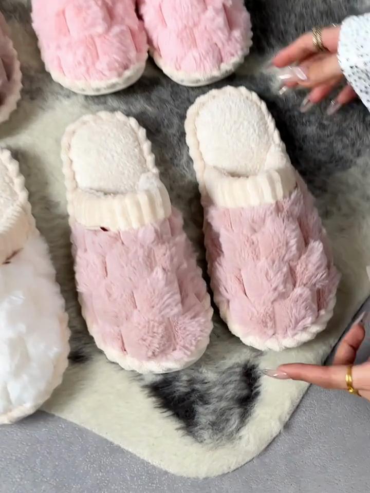 Simple and Stylish Indoor Home Comfort, Anti Slip and Warm, Soft Bottom, Silent Fur Slippers for Couples