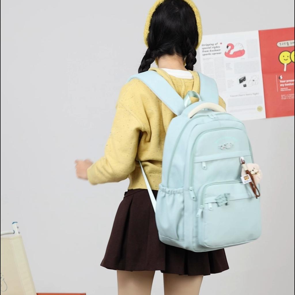 Lightweight Student Schoolbag Large Capacity Commuter Backpack