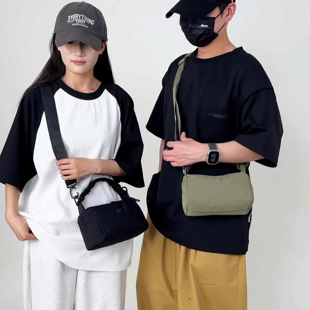 Women Large Capacity Crossbody Bag Nylon Shoulder Bag Men Multi-Layer Commuter Bag