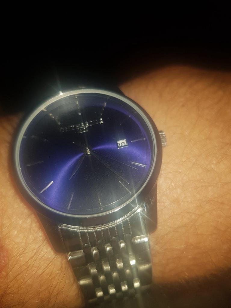 ultra thin waterproof watch