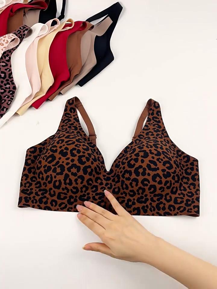 Plus Size Wireless Seamless Bra with Jelly Strips Ice Fabric Outer Expanding Lifting Gathered Leopard Print Intimates for Women