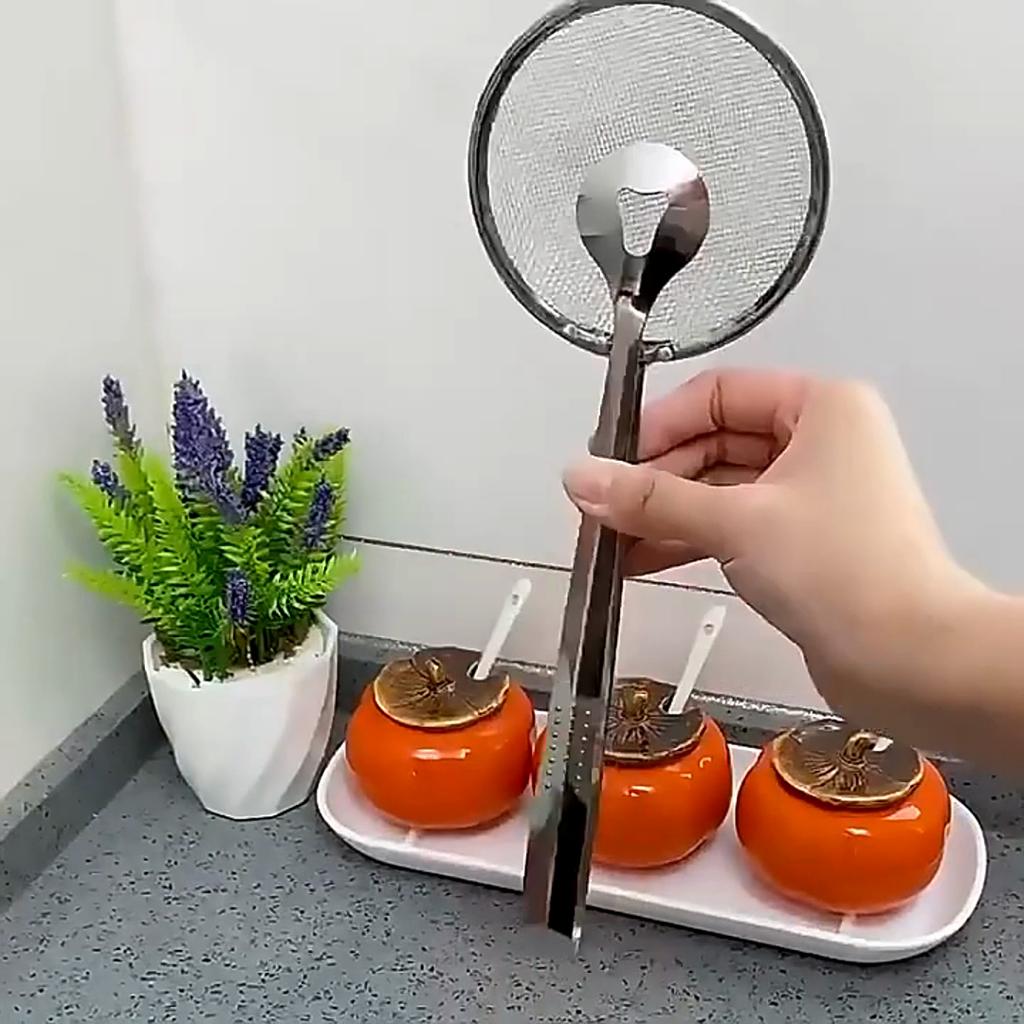 Stainless Steel Oil Splatter Filter Multi Functional Kitchen Tool for Frying Cooking and Grease Straining with Ergonomic Handle