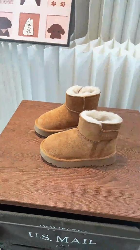 Children's Non-slip Soft-soled Snow Boots Boys' Thickened Fleece-lined Short Boots Warm and Breathable Cotton Boots