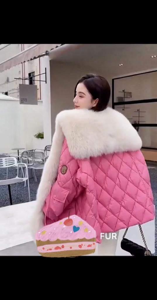 Winter New Arrival Super Large Faux Fox Fur Nautical Collar Down Cotton Parka Coat for Women
