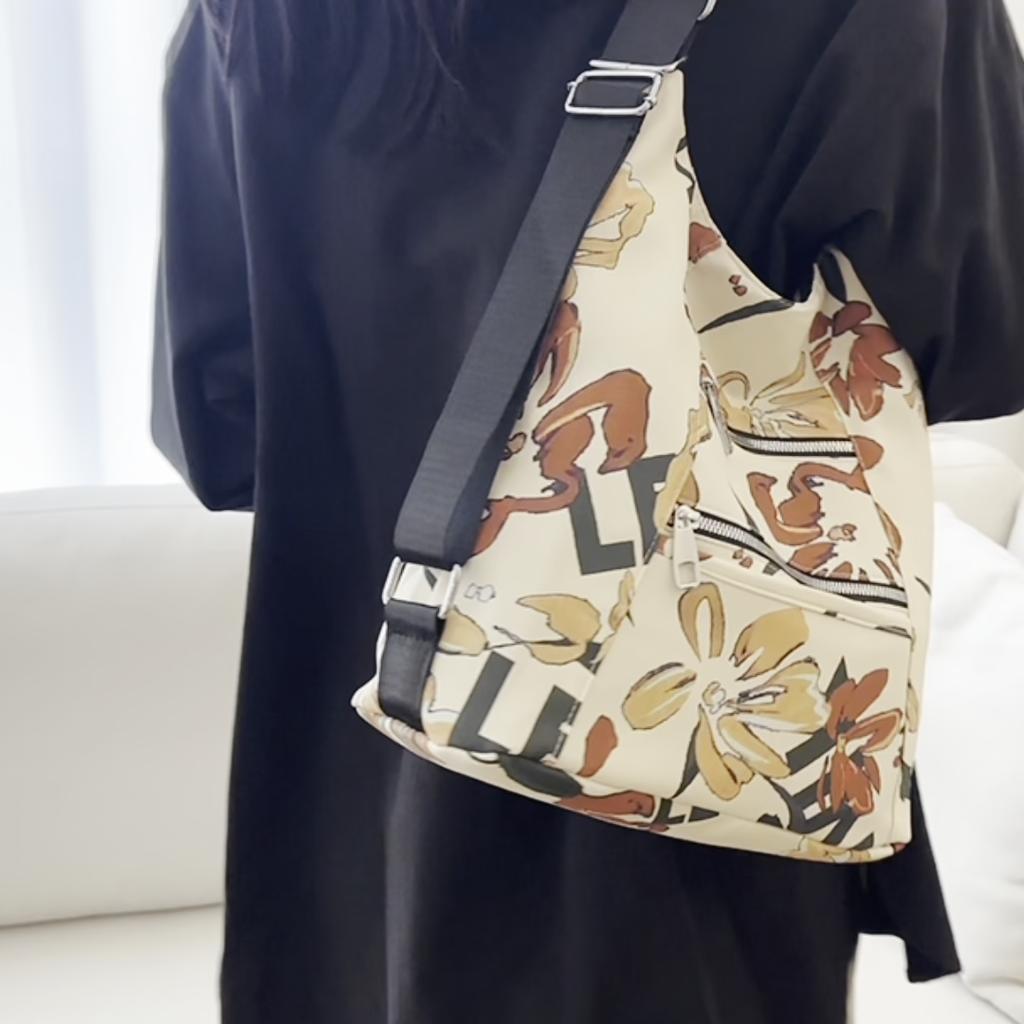Dámská nylonová taška přes rameno s potištěným batohem Velkokapacitní cestovní taška Crossbody