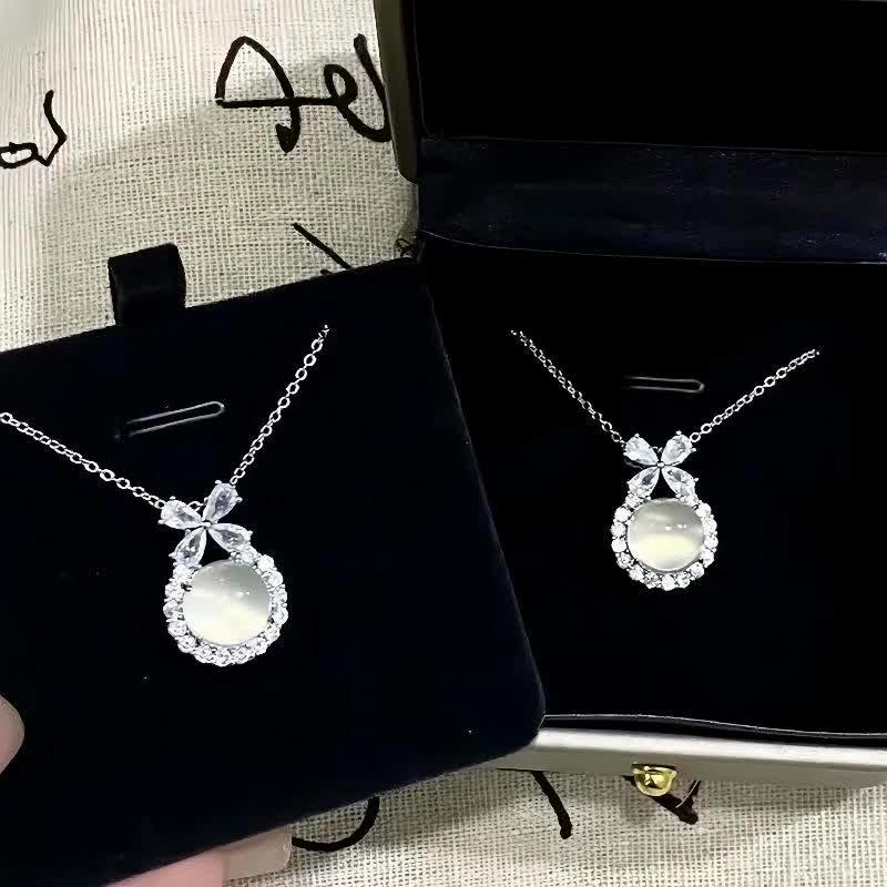 S925 Pure Silver Princess Necklace, Ladies' Ice Transparent Jade Pendant Necklace, Bow, Light Luxury High Feeling Collarbone Chain, Jewelry Gift