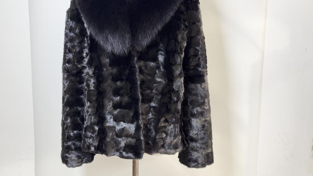 New Real Mink Fur Coat For Women Winter Luxury Real Mink Fur Coat Wite Fox Fur Collar Fashion Warm Lady Real Fur Jacket