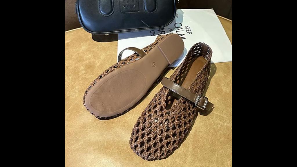 PesstweiFashion Weave Mesh Hollow Women Loafers Round Toe Slip On Female Beach Summer Casual Shoes Flat Sandals