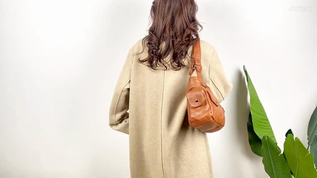 Umhängetasche mit großem Fassungsvermögen, Handtasche aus einfarbigem PU-Leder mit Herzschnalle, All-Match-Umhängetasche für Damen