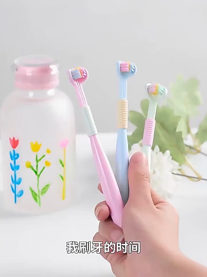 Candy Color Soft Toothbrush Baby Oral Health Care Kids 360° Clean Tooth Teeth Clean Brush Children Dental Care 3-12Y