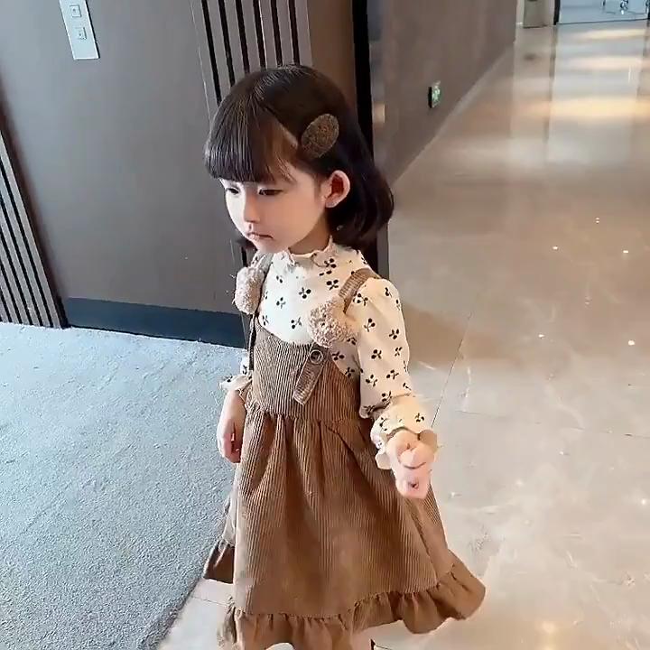 Robe de printemps et d'automne pour filles 2024 automne nouvelle robe de princesse coréenne en deux pièces pour bébé