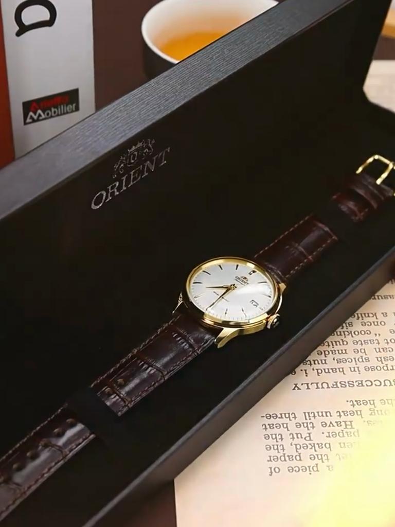 Men's Mechanical Watch Features An Automatic Movement, A Stainless Steel Case, And A Leather Strap For Daily Gatherings, Etc RA-AC0M01S10B