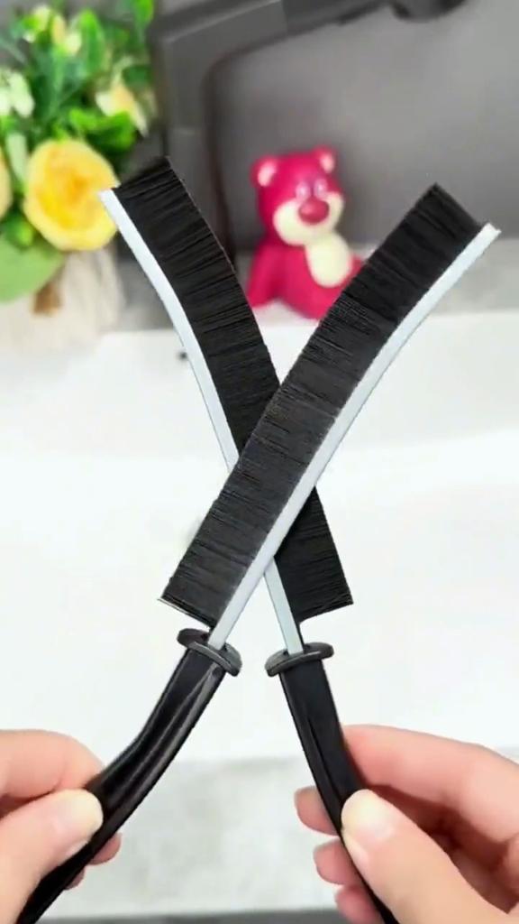 Durable Grout Cleaner Brush Household Tile Joints Scrubber Stiff Bristles Small Tile Grout Cleaning Brush for Shower Floor Lines