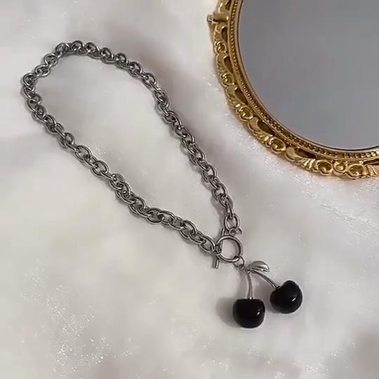 Black Cherry Necklace Female ins Dark Girl Collarbone Chain ins Korean Versatile Vintage Necklace Jewelry