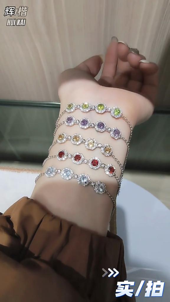 European and American style high-grade natural crystal S925 sterling silver bracelet light luxury olivine exquisite high-end bracelet